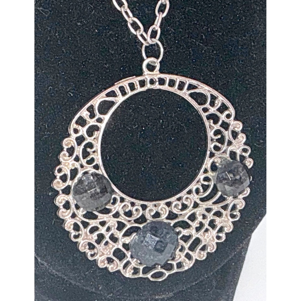 Silver Tone Filigree Circle Pendant Necklace Black Faceted Stones 28" No clasp